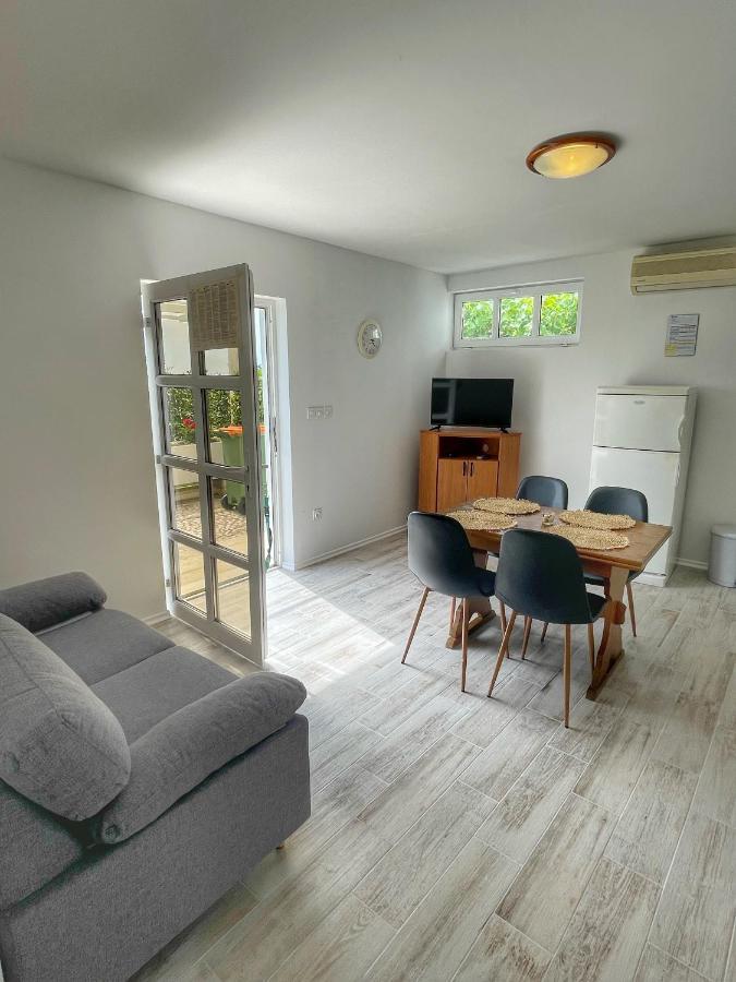 Apartments Mimoza ブリスト エクステリア 写真